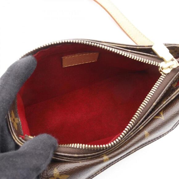 LOUIS VUITTON Brown Monogram Leather Shoulder Bag - Picture 4 of 9